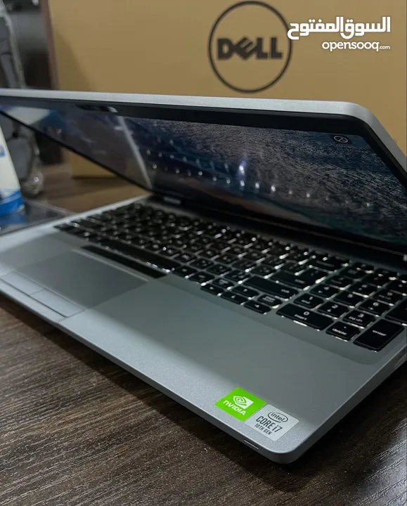 Dell core i7 جيل عاشر كرتين شاشة وبحجم 15.6  رام 16 - تخزين 512 لون سلفر مميز مواصفات نارية وسعر حرق