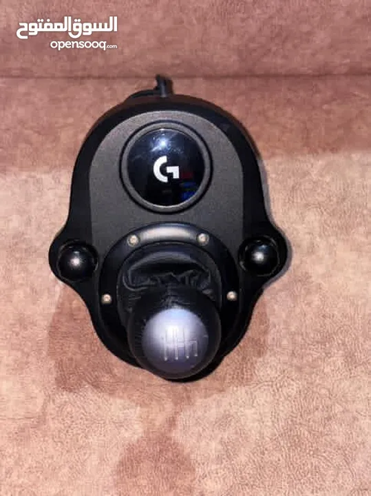 ستيرنج logitech g29  مع جير مبدل سرعات وكاااالة استعمال خفيف مع مجال للمراعاة