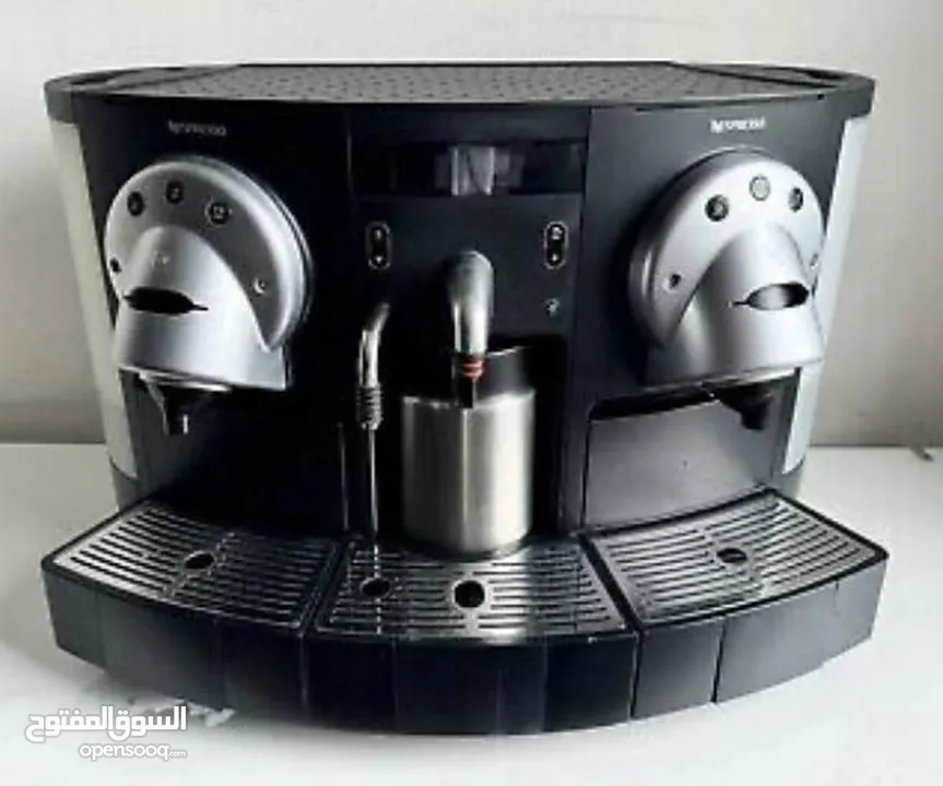 ماكينة تحضير قهوه Nespresso