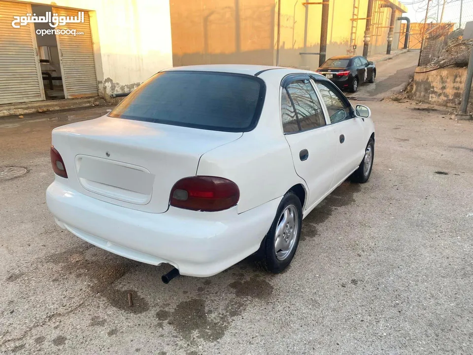 هونداي اكسنت 96 اتوماتيك للبيع
