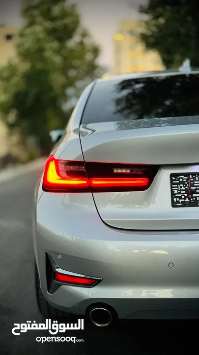 بي ام 330 هايبرد