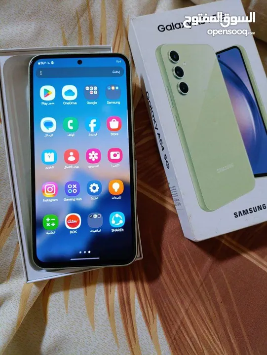 Galaxy A54 5g  256/8 وكاله عين الفهد  لون مميز اخضر نظافة   استعمال اسبوع  لزكات الشركه عليه  اذا