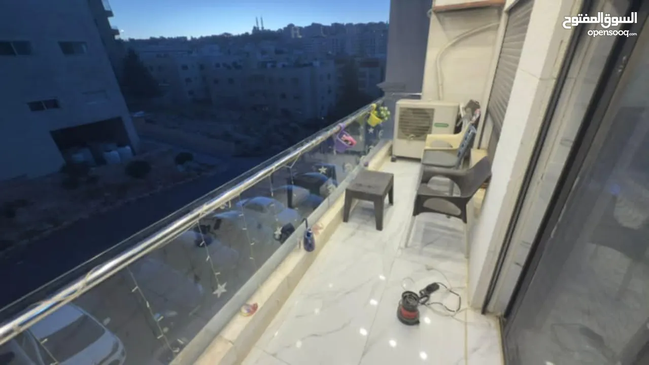 شقه شبه جديده للبيع