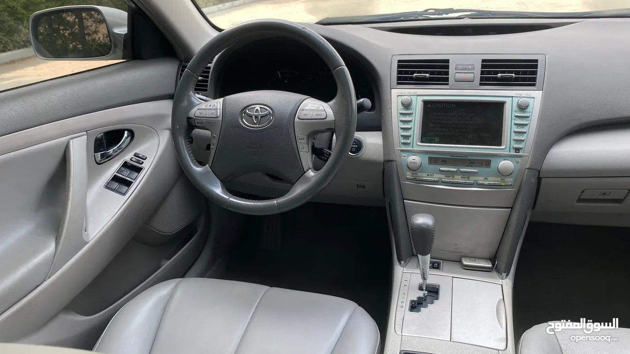 Toyota Camry full option