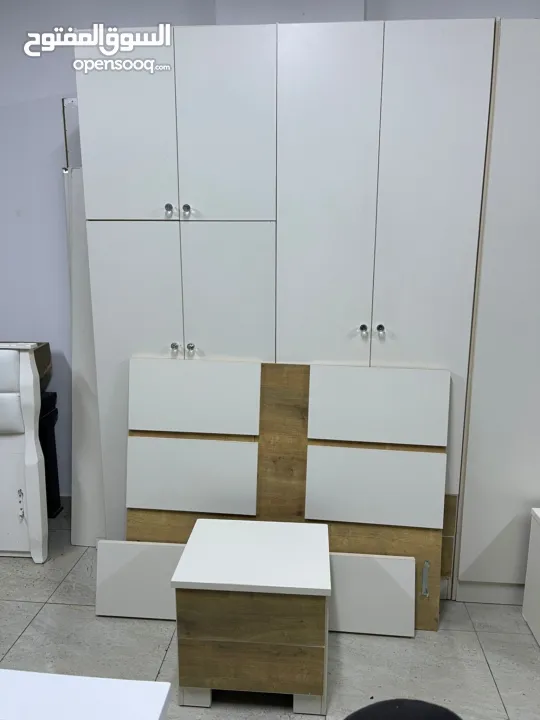 غرفة نوم خشبي راقية مميزة بوجود خزانة عشر دفات 6+2