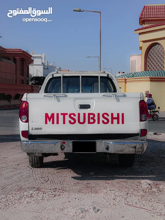 MITSUBISHI DOUBLE CABIN DIESEL PICKUP FOR SALE (MODEL 2014)