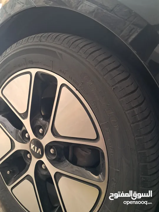 كيا مميز هايبرد وارد كوريا بحال الوكاله دهان الوكاله خاليه من الحوادث Kia K5 Hybrid 2014