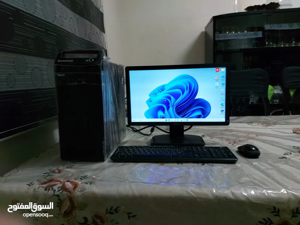 كمبيوترات مكتبية مع ملحقاته بي اسعار رخيصة