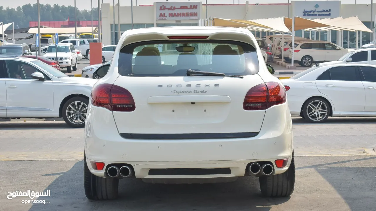 Porsche Cayenne Turbo GCC