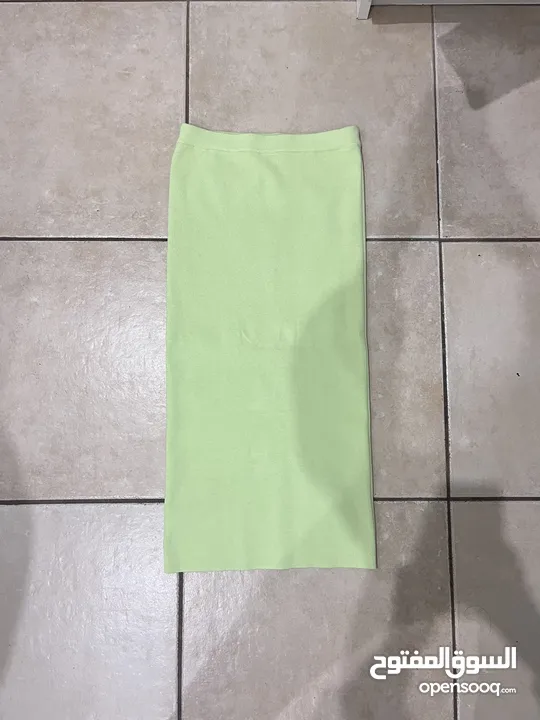 Zara green skirt