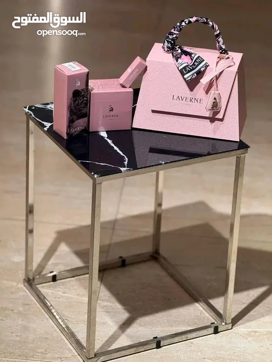 كريمات وتنظيف لبشرة