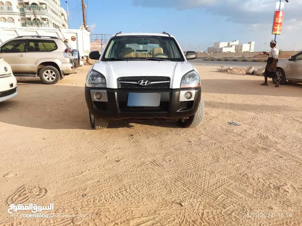 توسان 2008 ب11000 سعودي