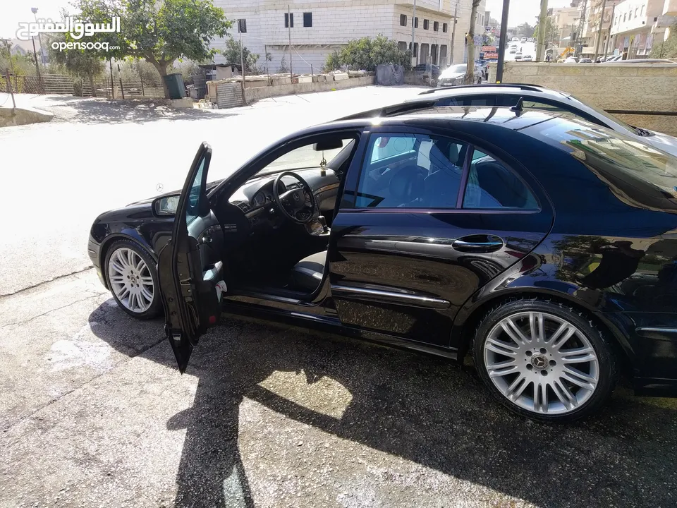 مرسيدس e200