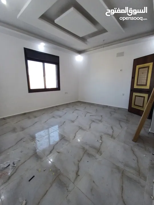 شقة فاخرة للبيع التاسعة ط3هندسي رواف 161اطلالة بحرية دائما