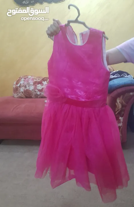 فستان بناتي من دبي