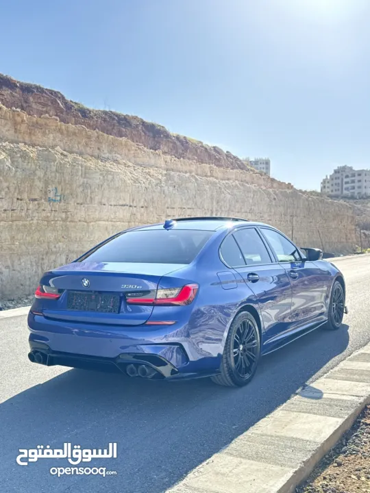 اجمل حبة بالبلاد BMW 330e فل فل فل اضافات  عداد 59 الف كيلو  ايد 1  نخب النخب