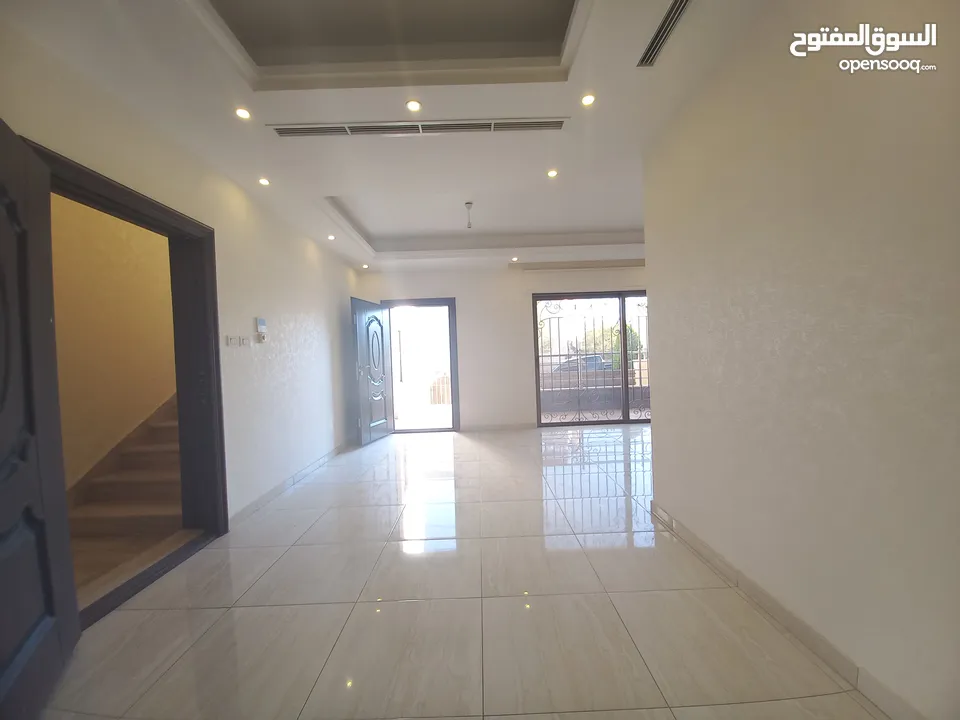 شقة غير مفروشة للإيجار في دير غبار  ( Property 35230 )-174917490