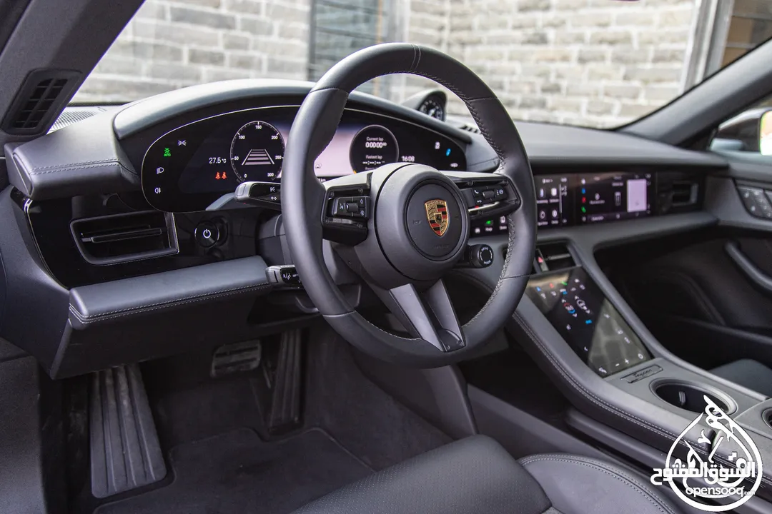 Porsche Taycan 2023   كهربائية بالكامل  Full electric   السيارة وارد المانيا