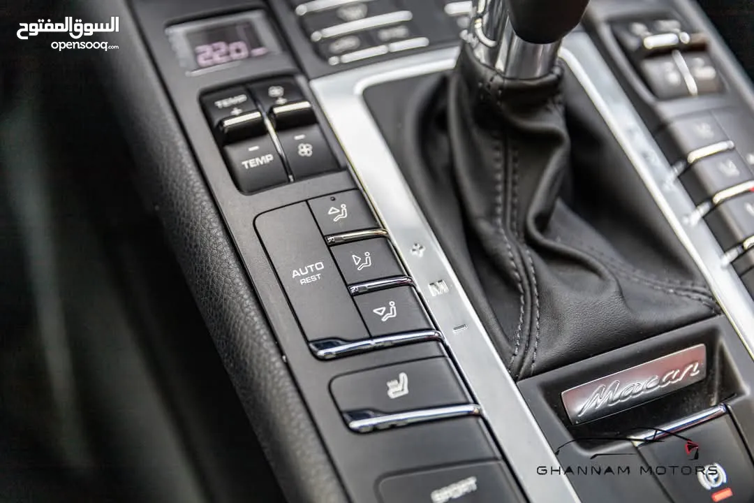 Porsche Mecan 2.0L Turbo وارد وكالة نقل