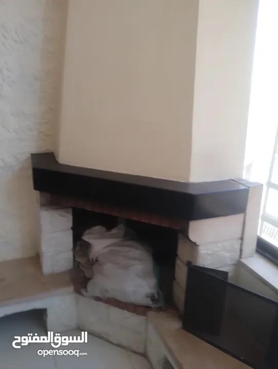 شقه للبيع طابق اول 200