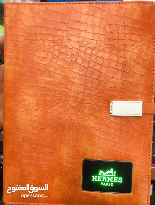 Hermes Note book and Wireless charger 8000mAh