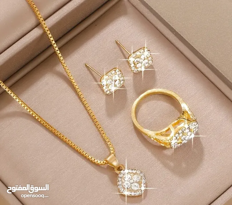 اي هدية بالصورة على سعر 25 شيكل والتوصيل متاح لكل فلسطين بلا استثناء شعارنا دائما ( ارخص سعر )