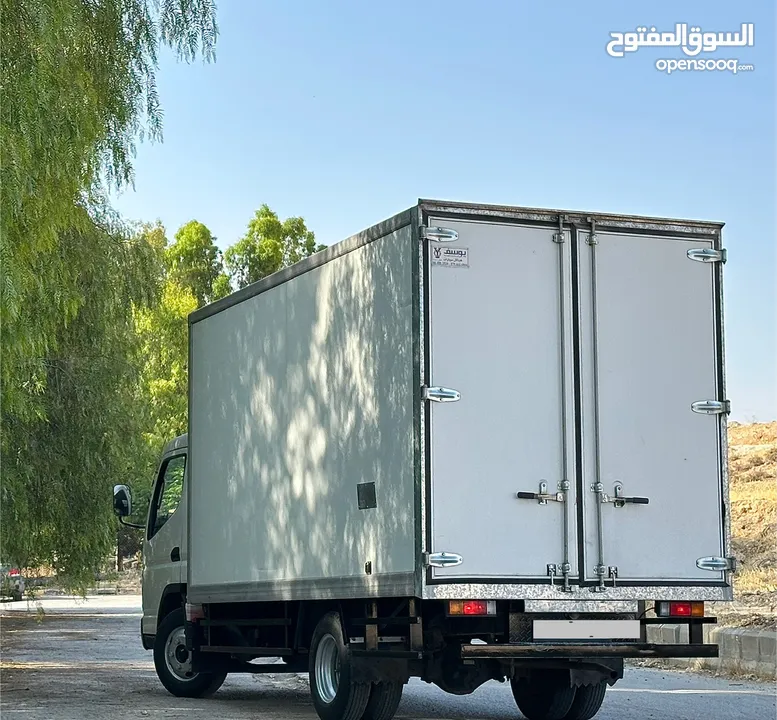 ميتسوبيشي كإنتر 2023 حافظه لون ابيض فحص كامل كرت ابيض ممشى قليل وكاله بمعنى الكلمه