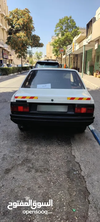 رينو 9 1983