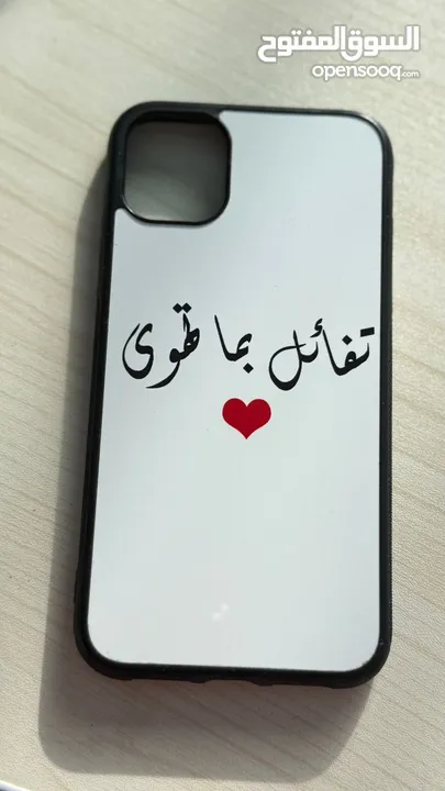 كڤرات ايفون 11 بحالة جيدة بسعر حرق