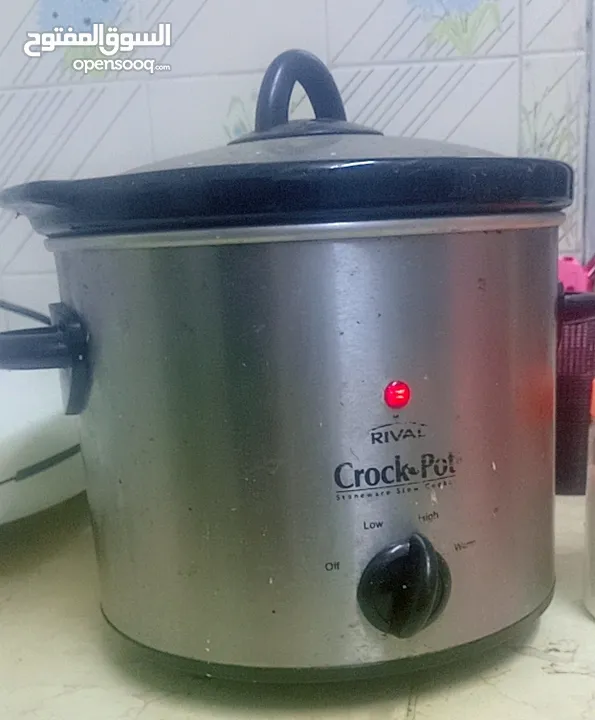 طنجرة Crock pot كهربائيه