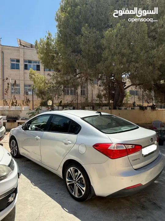 كيا سيراتو  k3 موديل 2015 فل الفل اضافات نخب