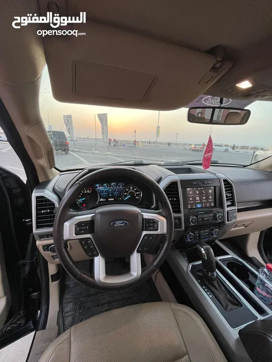 F150 2018 Lariat Full Option V8 10 speed Transmission.