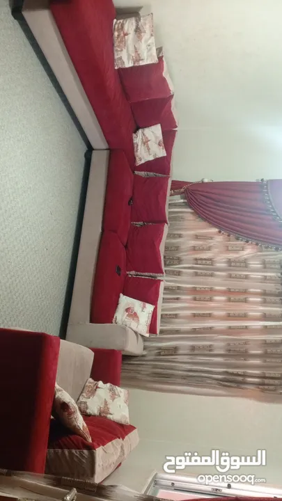 اثاث منزلي للبيع  بحاله ممتازه جدا