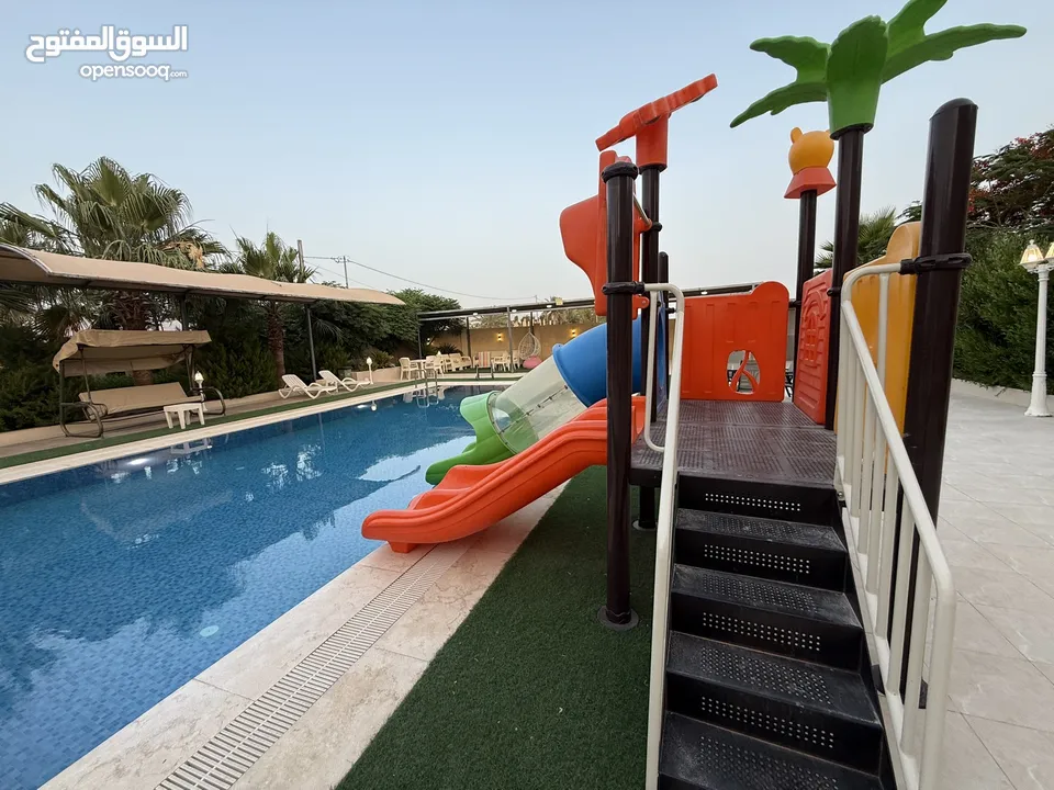 مزرعة نخيل مجهول + شاليه مودرن للبيع