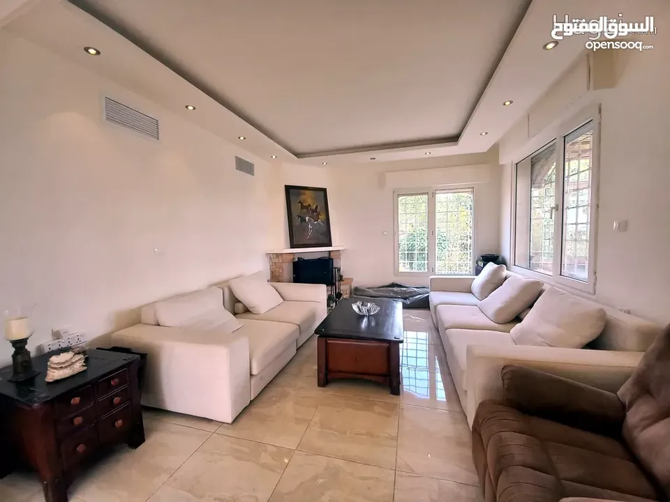 شقة مفروشة للإيجار 350م2 ( Property 18206 ) سنوي فقط