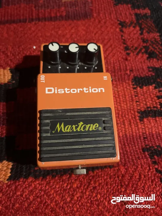 Distortion pedal