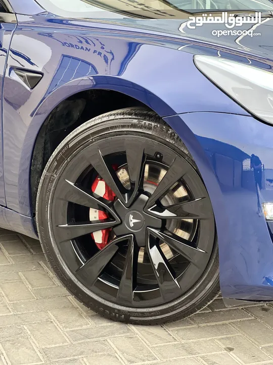 Tesla model 3 2023 فل كامل  تيسلا موديل 3 فحص كامل بسعر مغرري  لون كحلي جنط كبير اصليي  ايرباق اصلي