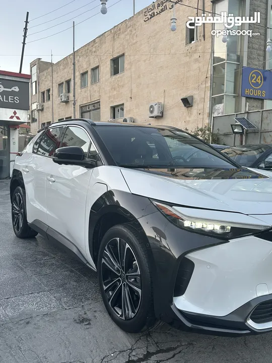 Toyota Bz4x Long Range Ultra // 2022 سبع كاميرات