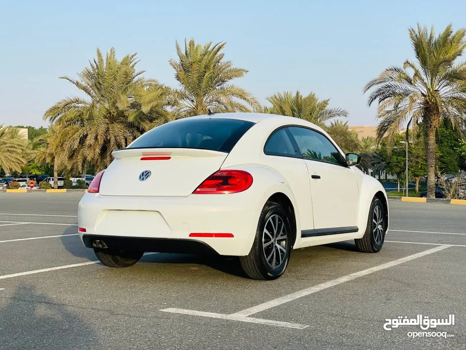 VOLKSWAGEN BEETLE  MODEL 2015