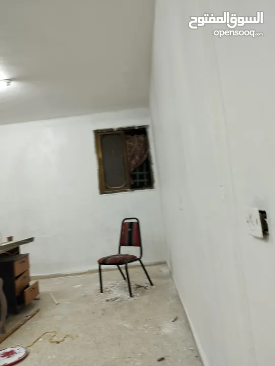 شقه صغيره للبيع