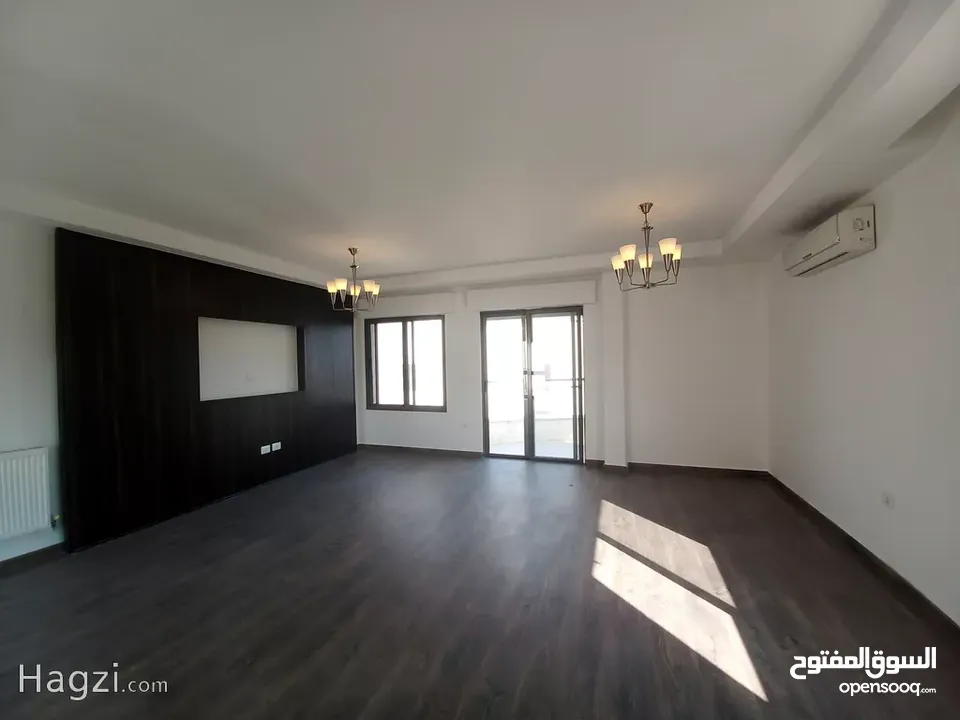 شقة غير مفروشة للإيجار 250م2 ( Property 18390 ) سنوي فقط