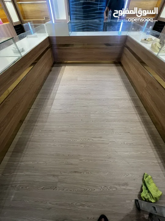 شركه ترياق لخدمات الفنيه تشطيبات صيانه عامهً تجليد جدران صبغ كهربا سباكه سرميك جبس مبورد نجاره