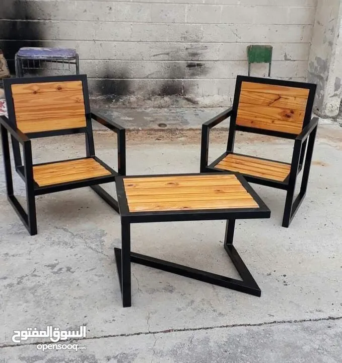 اثاث معدني