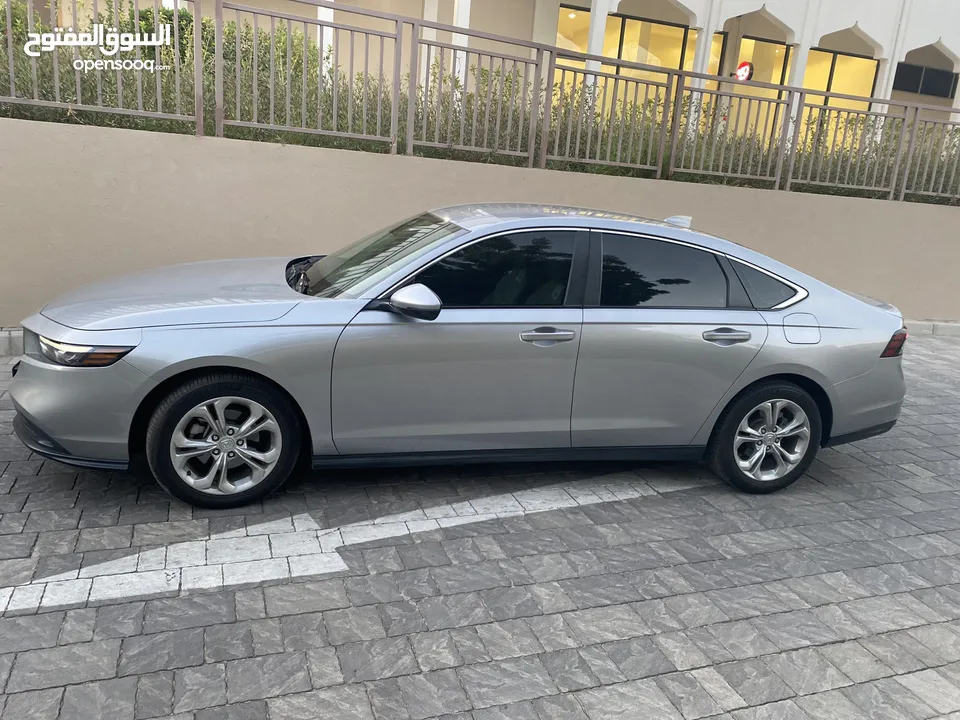 Honda accord LX similar new 10700