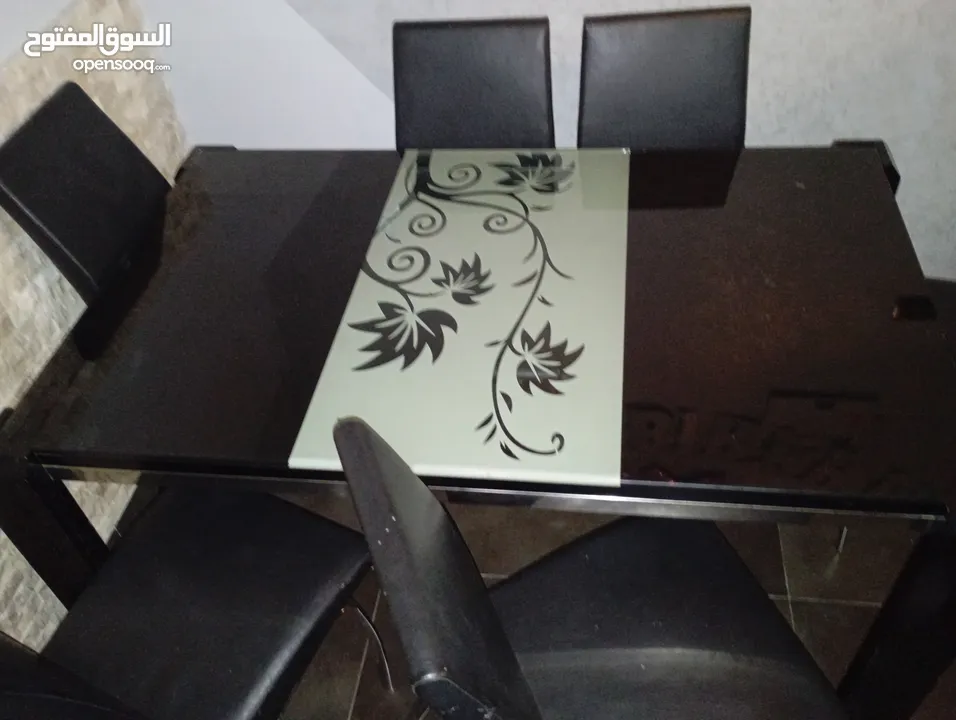 طاولة سفرة سيكوريت 6 مقاعد جلد