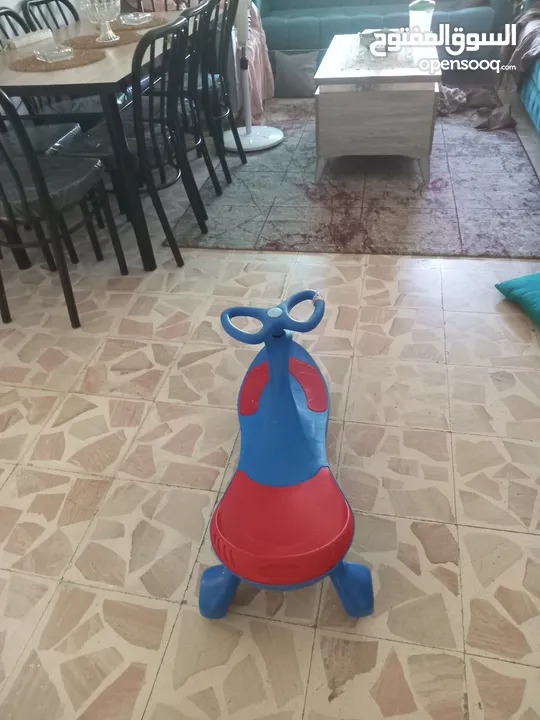 سياره بلازما كار للبيع بحالة ممتازه بى 10دنانير