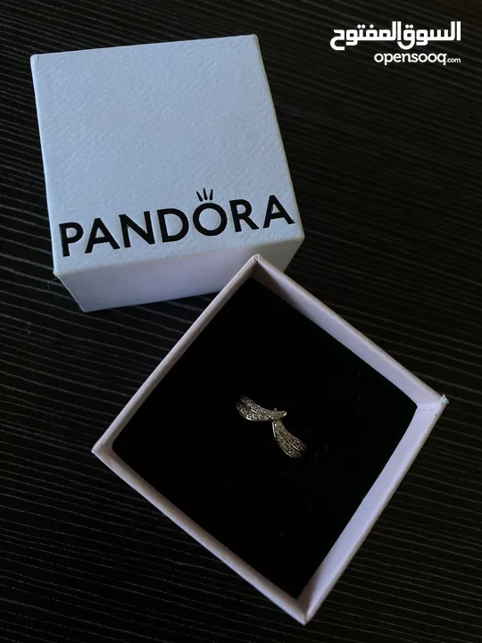 pandora rose gold leaves 100% authentic size 6 LIMITED EDITION 100% original, not available in store