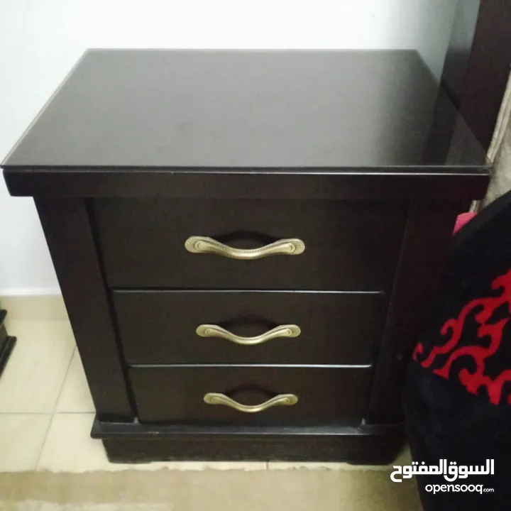 غرفة نوم نظيفة 6 قطع للبيع
