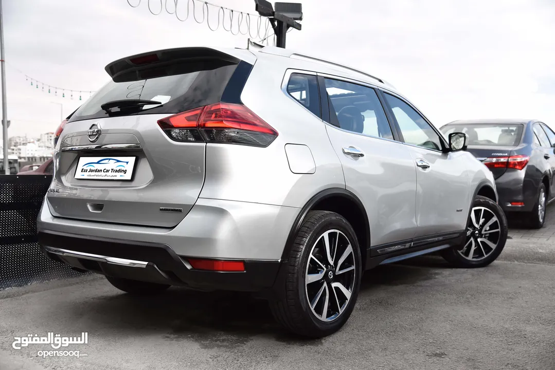 نيسان اكستريل هايبرد بحالة الوكالة Nissan X trail Hybrid 2020