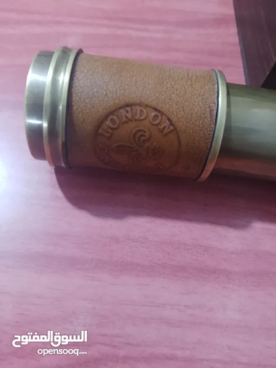 منظار مع بوصلة وعدسة كلها نحاس